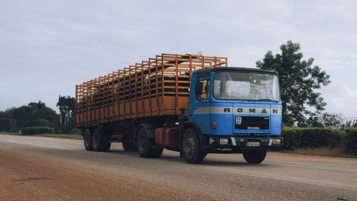 Jak założyć firmę transportową TIR – przewóz międzynarodowy