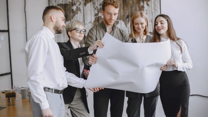 Redmine vs Easy Redmine – porównanie dla zespołów