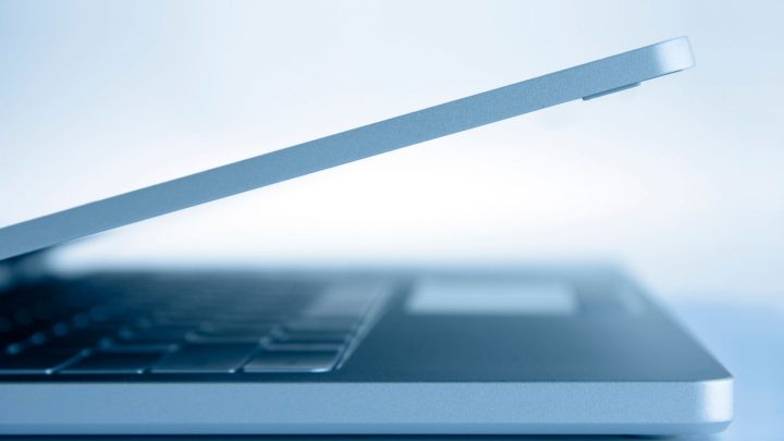 Digital dropshipping – co to jest i jak sprzedawać produkty cyfrowe bez magazynu?